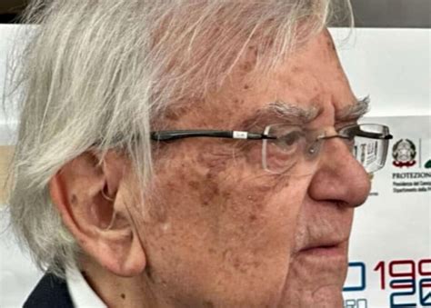 Unical in lutto: addio al professor Lino Versace, tra i massimi 